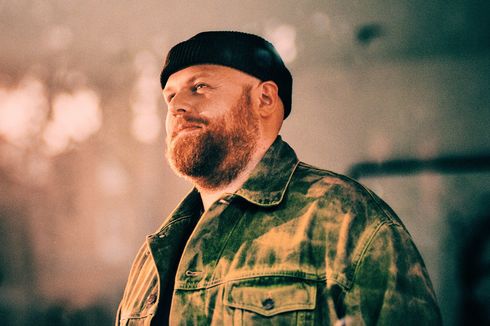 Lirik Lagu Burn, Singel Baru dari Tom Walker