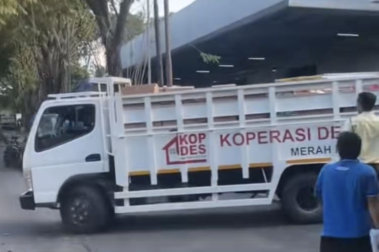 Respons Pemkot Surabaya Usai Viral Truk KDMP Diduga Ambil Barang dari Gudang Swasta