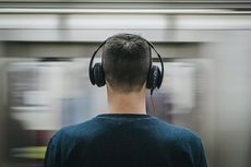 Wajib Tahu, Cara Pakai Headphone Tanpa Merusak Pendengaran