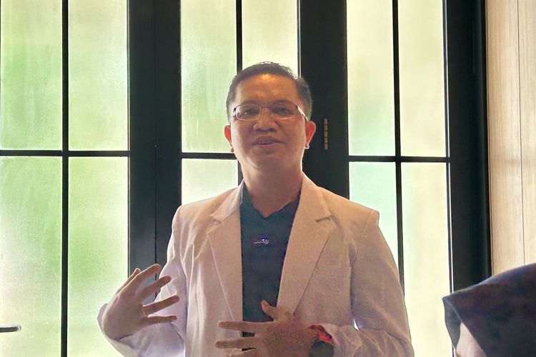 Dokter Spesialis Obgyn Eka Hospital PIK, dr. Krisantus Desiderius Jebada, Sp.OG dalam Media Meet Up Eka Hospital PIK & Pluit di Jakarta Selatan, Rabu (6/5/2026).