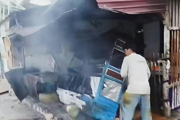Warga Tak Bersalah Jadi Korban Tawuran Antarwarga di Palu, Tempat Cari Nafkah Ludes Kena Imbas