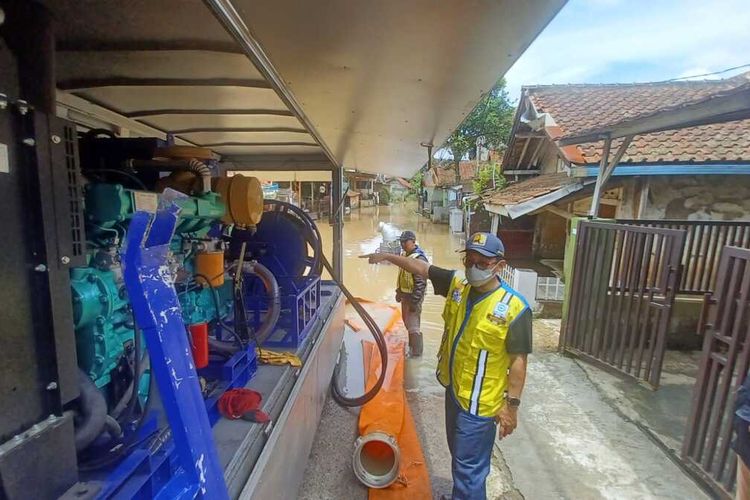 Kepala BBWS Citarum akui masih ada Pekerjaan Rumah yang masih tersisa dan berdampak pada penyelesaian Banjir di Bandung Selatan, terutama Kampung Muara, Kelurahan Andir, Kecamatan Baleendah, Kabupaten Bandung, Jawa Barat yang kerap dilanda banjir akibat luapan sungai Citarum