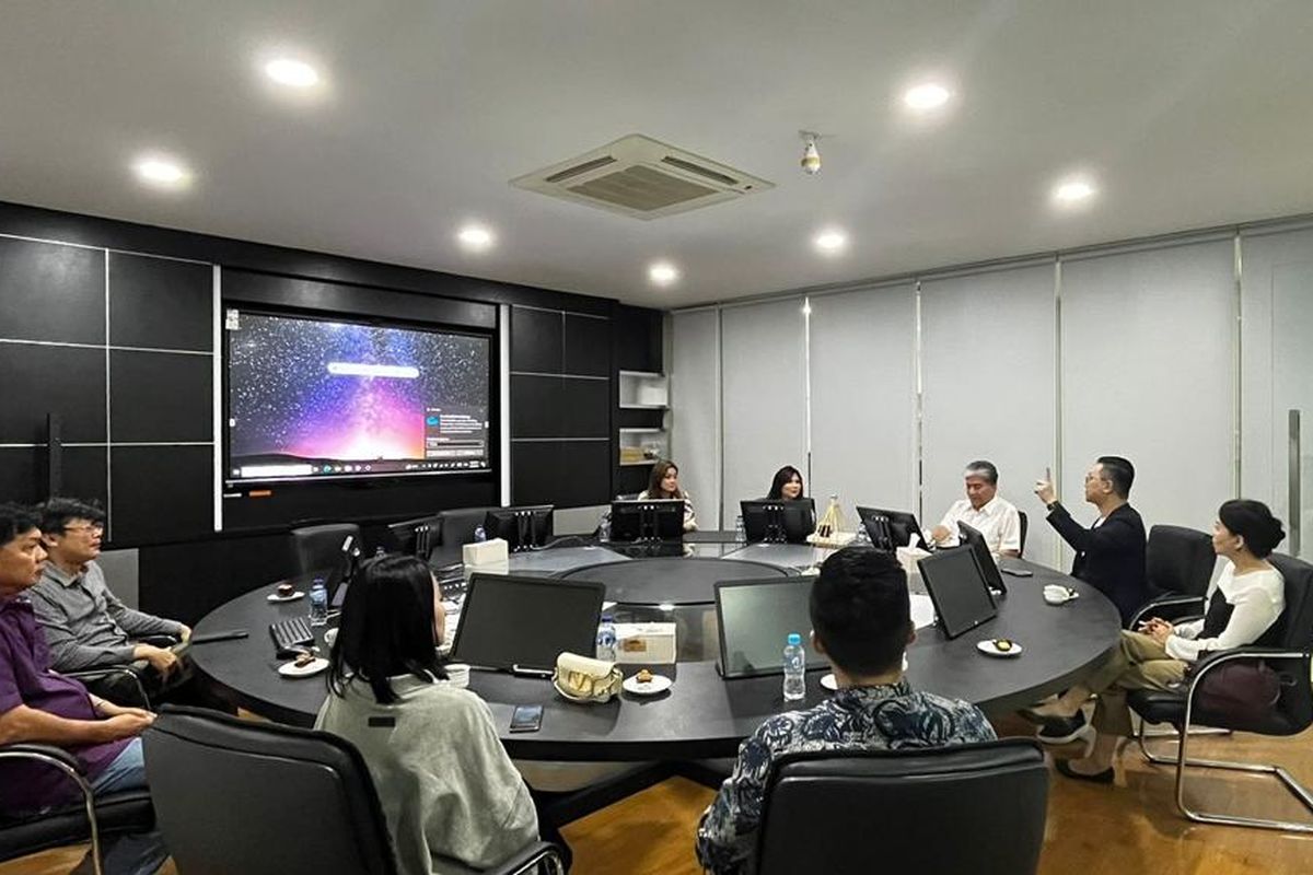 Internasional Business Association (IBA) dan perusahaan Camel Asia mengundang mantan Menteri Dalam Negeri Taiwan Profesor Li Hongyuan dan Profesor He, ahli hak karbon di bidang teknik lingkungan ke Pulau Bintan, Kepulauan Riau, Jumat (26/1/2024).