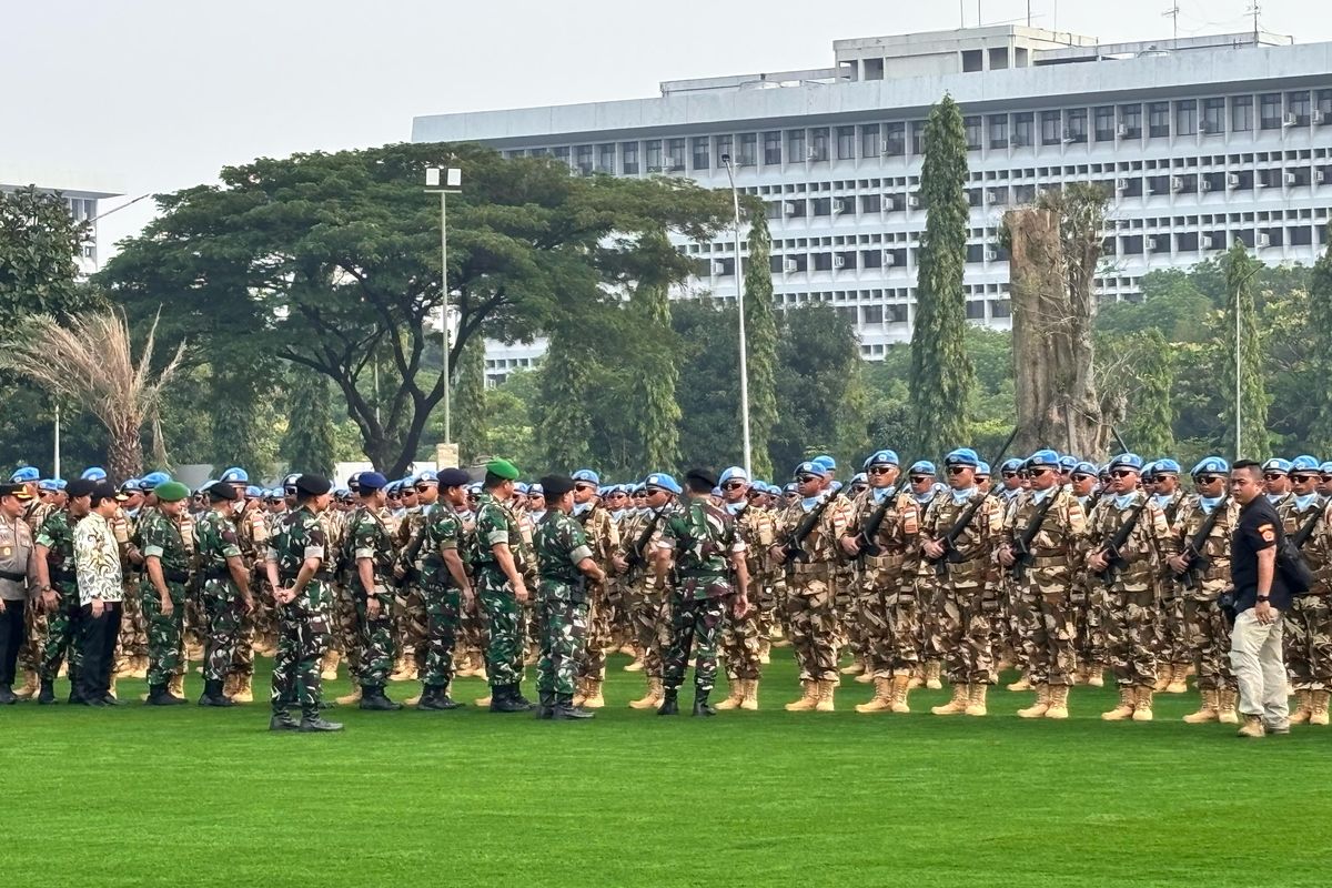Panglima TNI Lepas 1.090 Pasukan Perdamaian ke Lebanon