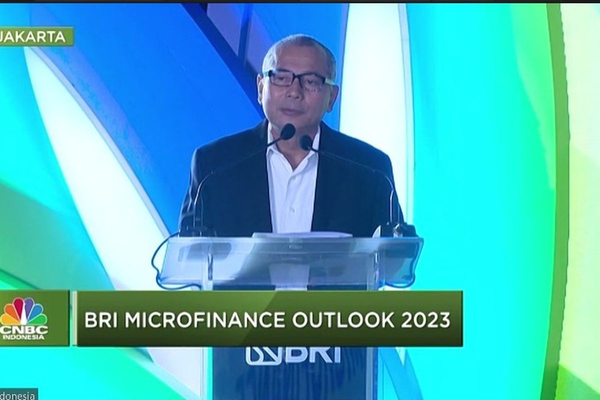 Direktur Utama BRI Sunarso saat membuka acara BRI Microfinance Outlook 2023, Kamis (26/1/2023).