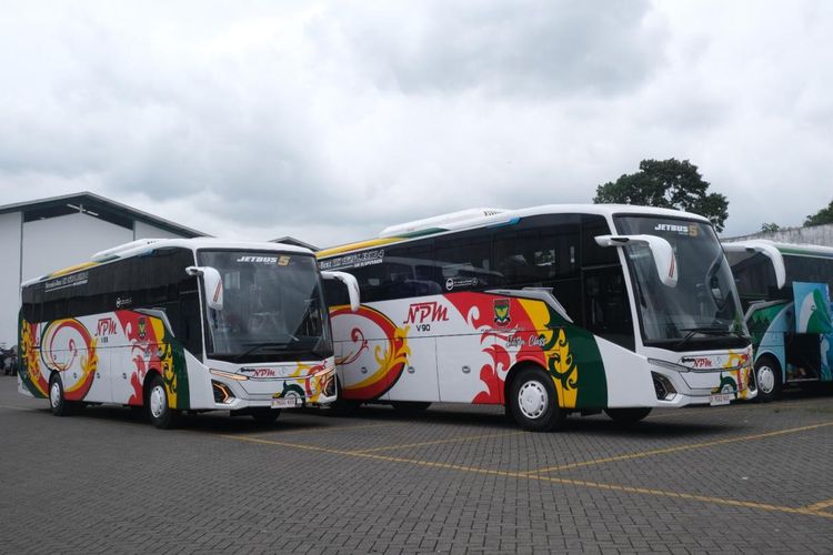 Bus NPM melayani rute Jakarta-Padang Panjang 