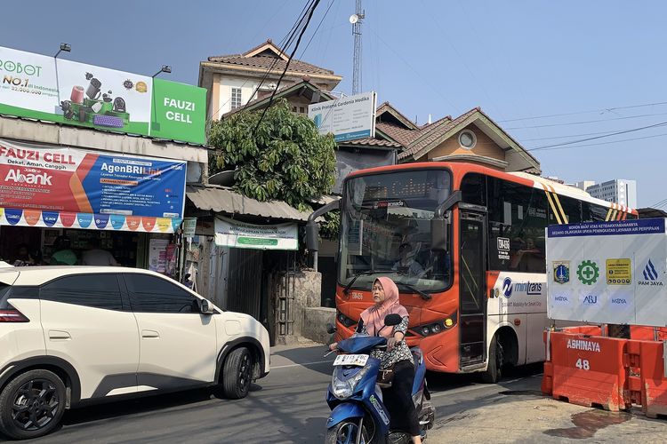 Proyek Pipa PAM Jaya di Tipar Cakung Timbulkan Kemacetan, Ditargetkan Rampung Januari 2027