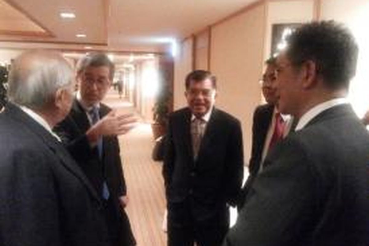 Wapres Jusuf Kalla bertemu dengan pengusaha Jepang di Tokyo, Jumat (13/3/2015).