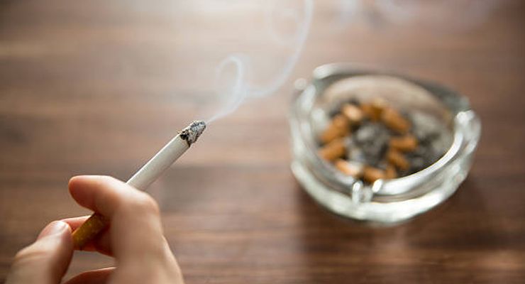 Studi Baru Ungkap Merokok Bisa Tingkatkan Lemak Perut, Apa Dampaknya?
