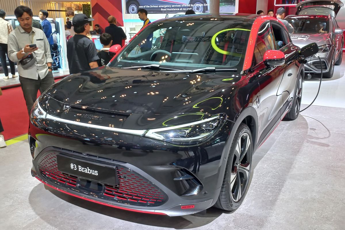 Mobil listrik smart #3 Brabus di GIIAS 2024