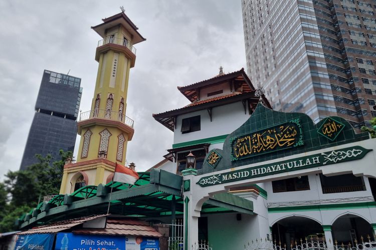 Masjid Hiayatullah, masjid bersejarah di Kuningan, Jakarta Selatan.
