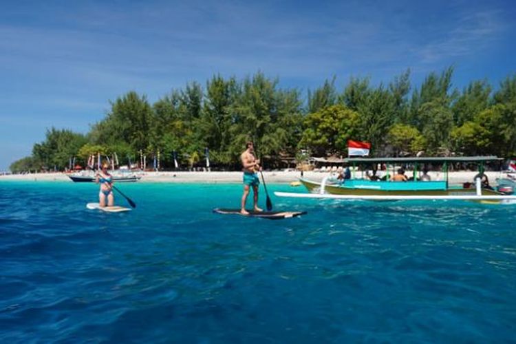 Wisman di Gili Trawangan, Lombok, NTB, Jumat (25/8/2016).