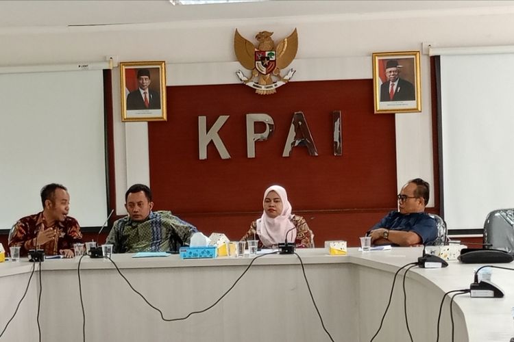 KPAI gelar konferensi pers Sinergi Tripusat Pendidikan; Bangun Partisipasi Anak dan Akhiri Kekerasan Kepada Anak Pada Satuan Pendidikan di Gedung KPAI, Menteng, Jakarta pada Jumat (5/5/2023).