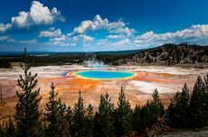 Konten Manipulatif, Retakan Gunung Berapi di Yellowstone