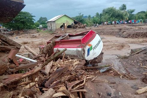 Banjir Bandang di Sejumlah Wilayah, Pemerintah Diminta Siapkan Solusi Jangka Panjang
