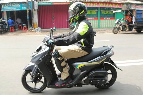 Mengendarai Motor Saat Puasa, Gunakan Pakaian yang Nyaman