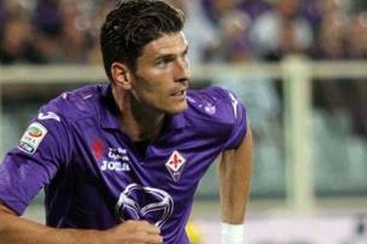 Striker Fiorentina, Mario Gomez.