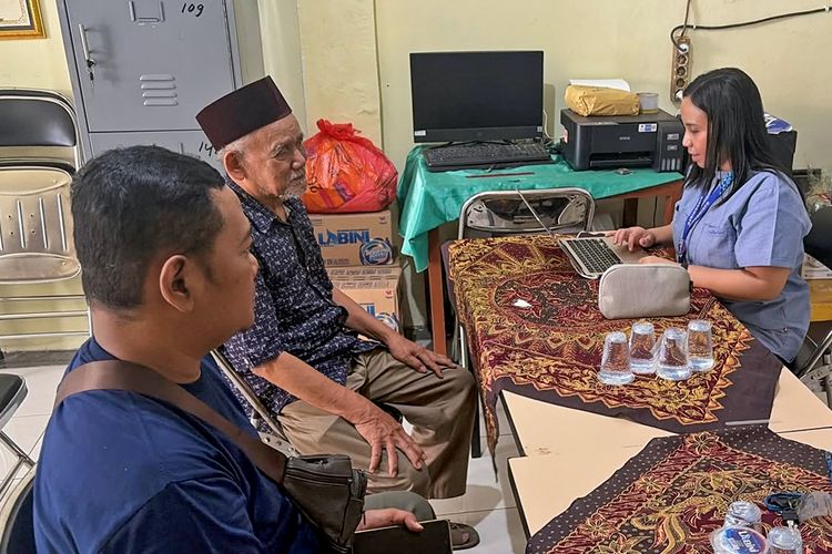 Pemkot Surabaya Sebar ASN Ngantor di Balai RW, Antusiasme Masyarakat Tinggi
