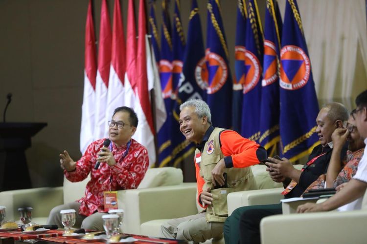 Gubernur Jawa Tengah Ganjar Pranowo dalam Seminar Nasional Ketangguhan Bencana yang digelar Badan Nasional Penanggulangan Bencana (BNPB) di Bogor, Senin (3/2/2020).