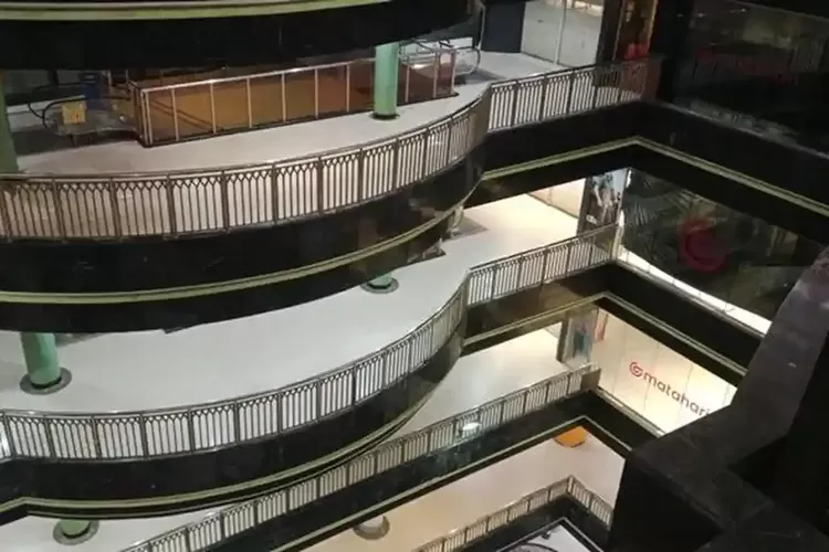 IP Mall Palembang Berhenti Operasional Mulai 1 Juni 2026, Pedagang Mulai Kosongkan Stan