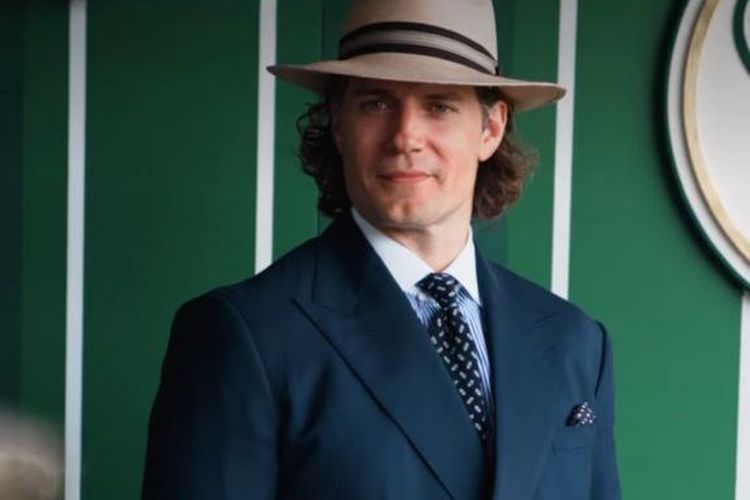 Henry Cavill mengenakan setelan Ralph Lauren saat menghadiri Wimbledon 2025 di Wimbledon, London, Inggris, pada Minggu (13/7/2025).