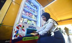 Pertamina dan KAI Luncurkan Vending Machine UMKM di Stasiun Gondangdia