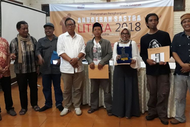 Penyair Asal Bengkulu, Willy Ana Sabet Penghargaan Puisi Terbaik Anugerah Sastra Litera 2018.