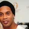 Mendekam di Penjara, Ronaldinho Kehilangan Senyumannya