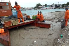 63 Meter Kubik Material Vulkanik Anak Krakatau Diangkut dari Kepulauan Seribu