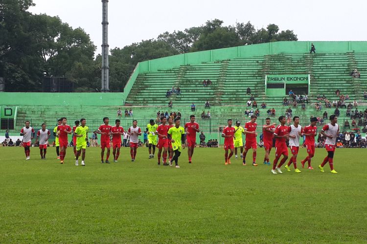 Skuad Arema FC saat menjalani latihan perdana di Stadion Gajayana, Kota Malang, Kamis (10/1/2019)