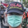 Buruh Bekasi Padati Jalan Menuju Gedung DPRD, Polisi Pastikan Situasi Kondusif