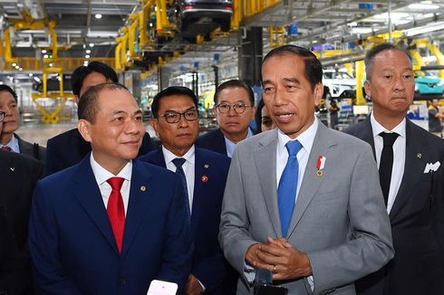 Dukung Rencana Investasi VinFast di Indonesia, Jokowi: Yang Berkaitan dengan Izin Bisa ke Menteri Saya