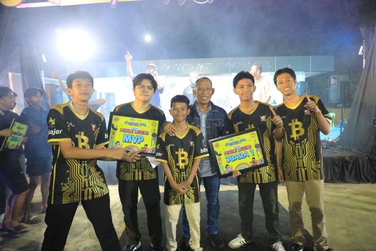 Malam penutupan Tenguyun Fest Road to Birau 2025 di area parkir ATM Center Kantor Bupati Bulungan, Sabtu (27/9/2025). 