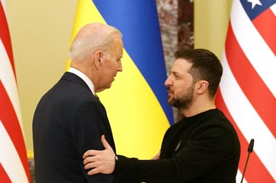 Setelah Biden Dadakan ke Kyiv, Zelensky: Rusia Tak Punya Peluang Menang