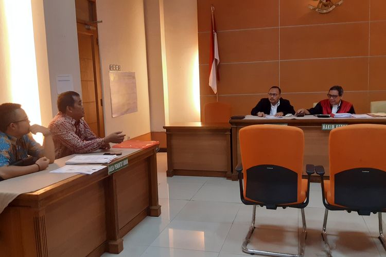 Koordinator MAKI Boyamin Saiman di Pengadilan Negeri Jakarta Selatan, Rabu (12/2/2020).