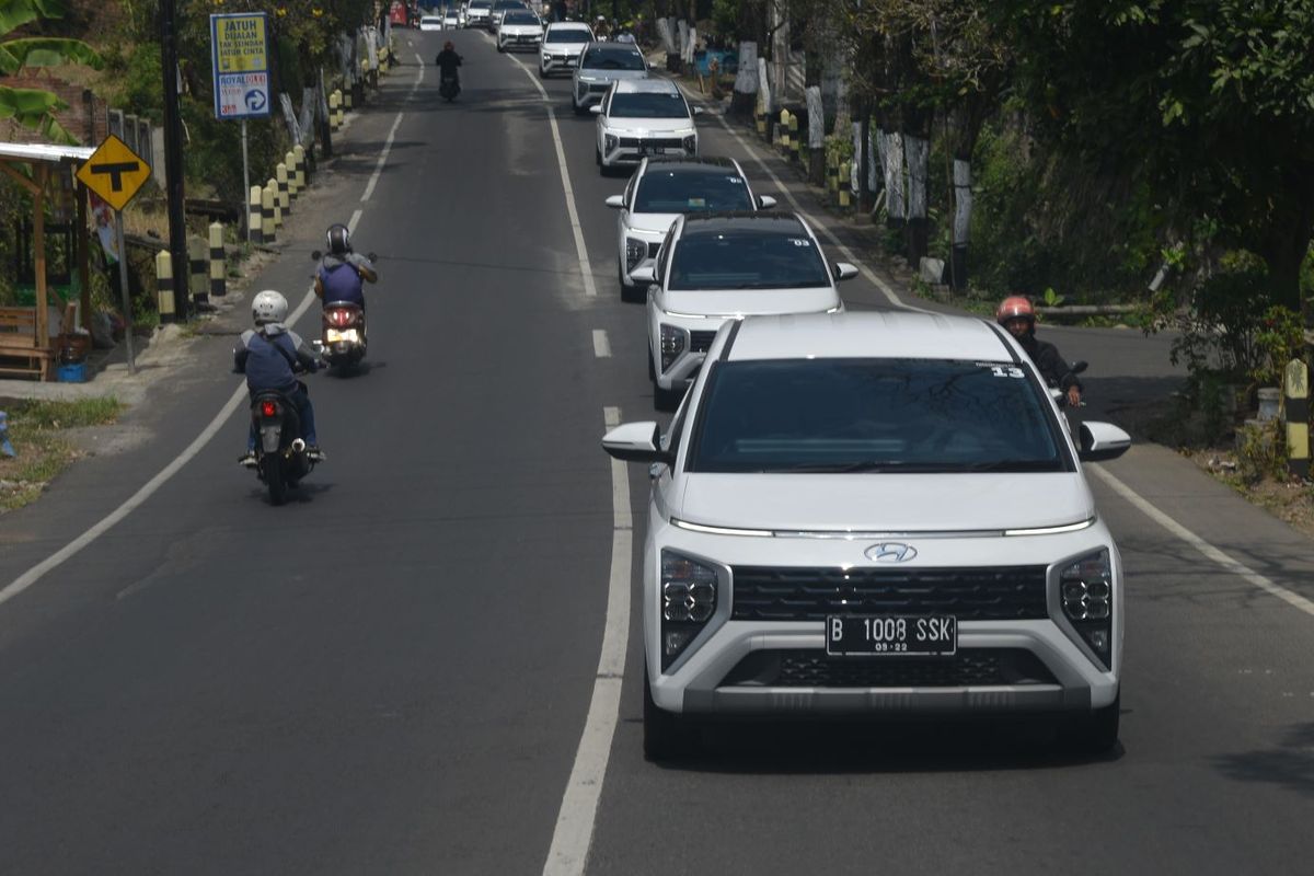 Test Drive Hyundai Stargazer Malang, Batu