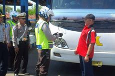 Ditilang, Bus Trayek Semarang Angkut Penumpang di Madura