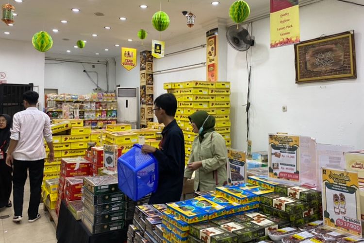 Permintaan Kurma di Kawasan Sunan Ampel Naik, Harganya Rp 30.000 hingga Rp 1 Juta