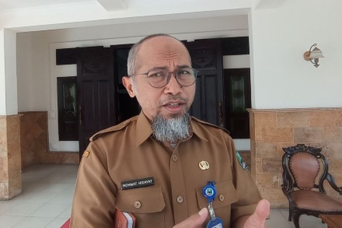 Kepala Dinas Kesehatan Kabupaten Magetan Rohmad Hidayat, 4 opasien DBD meningeal dunia disebabkan terlambat dibawa ke fasilita kesehatan karena kuragnya pemahaman masyarakat terhadap tanda tanda DBD.