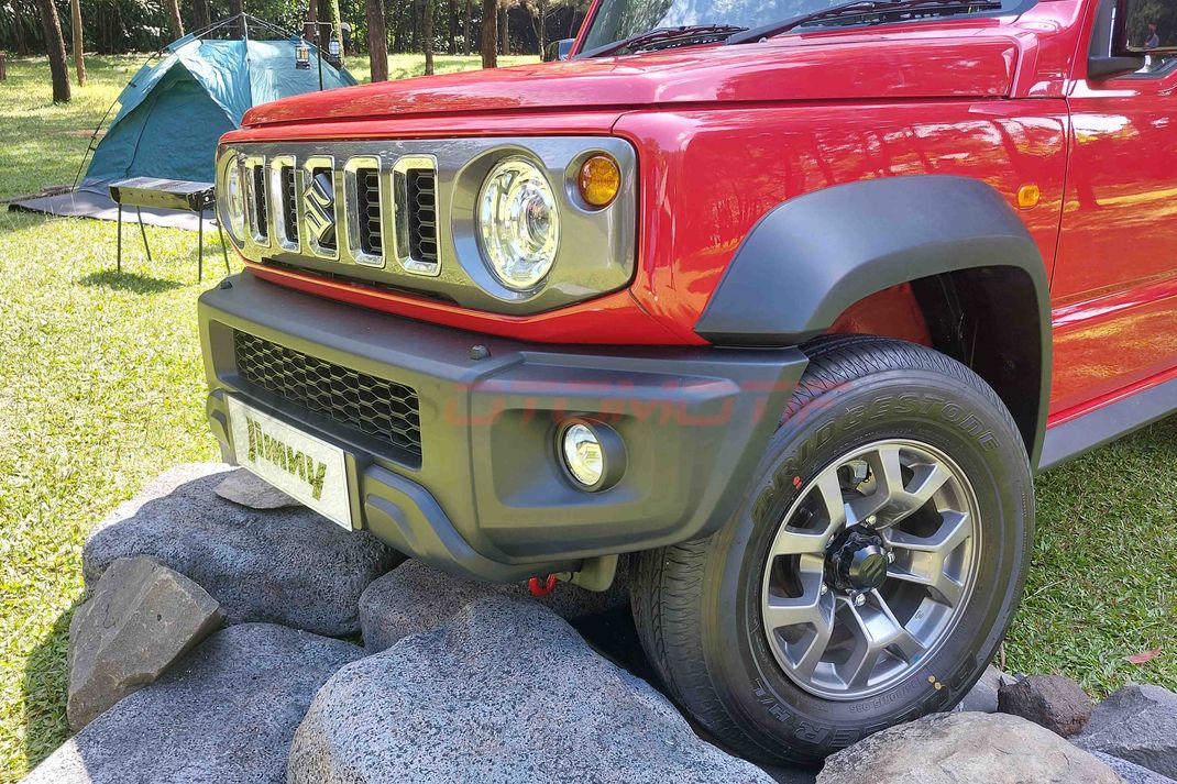 Suzuki Jimny 5 Pintu resmi meluncur di Indonesia