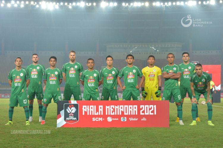 Skuad tim PS Sleman saat babak 8 besar Piala Menpora 2021 melawan Bali United di Stadion Si Jalak Harumpat Bandung, Senin (12/04/2021) malam