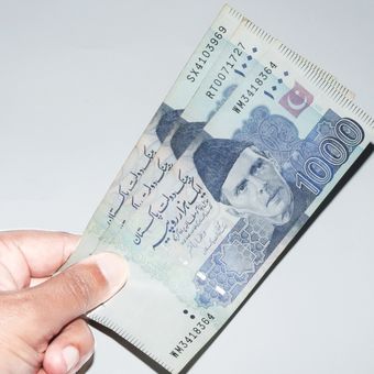 Ilustrasi mata uang rupee Pakistan.