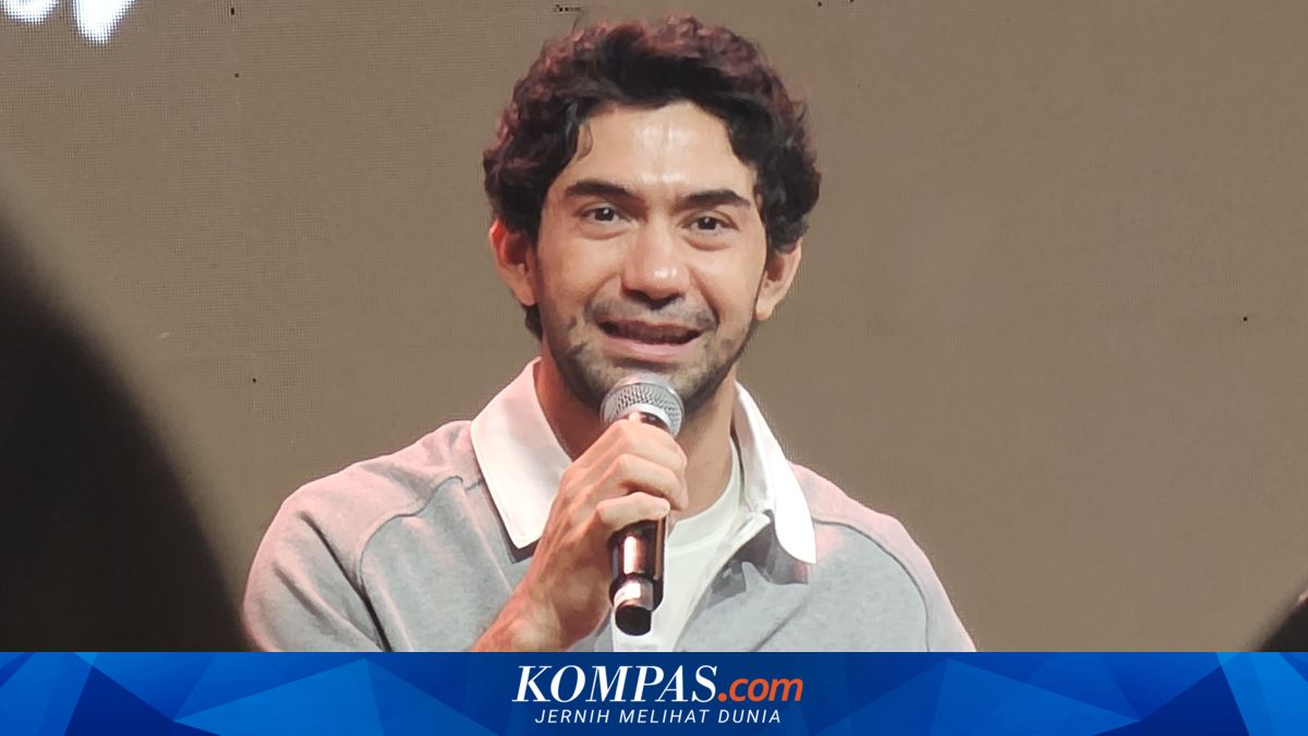 Reza Rahadian Supports Student Protests, Warns Against Provocation