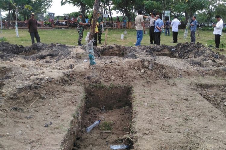 Warga hentikan penggalian lubang makam di TPU Putat Gedhe Surabaya