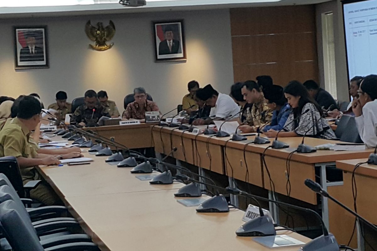 Rapat badan musyawarah (bamus) DPRD DKI Jakarta untuk membahas jadwal rapat paripurna istimewa untuk mengumumkan pengunduran diri Basuki Tjahaja Purnama (Ahok) sebagai gubernur DKI Jakarta di Kantor DPRD DKI Jakarta, Jalan Kebon Sirih, Jakarta Pusat, Selasa (30/5/2017).