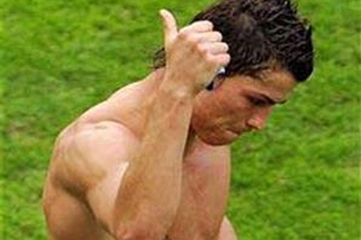 Cristiano Ronaldo menegaskan komitmennya buat MU.