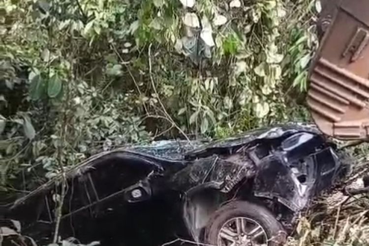 Mobil Rombongan DPRK Manokwari Masuk Jurang di Mokwam, Wakil Ketua DPRK Patah Lengan