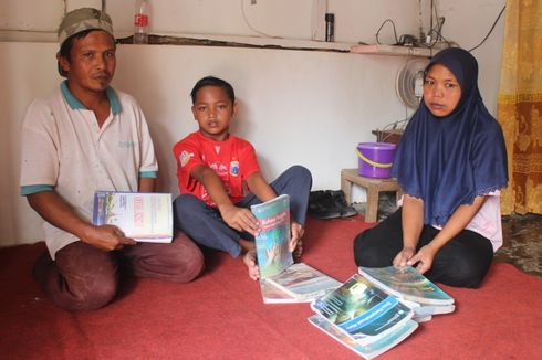 Air Mata Hendra Tak Berhenti Mengalir Ditolak Sekolah karena Cacat, Buku Pelajaran Dikembalikan