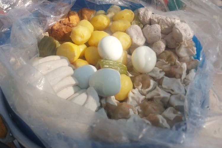 Pedagang Siomai di Bogor Pastikan Tak Pakai Ikan Sapu-sapu: Cek Saja Sendiri