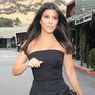 Kourtney Kardashian Bantah Rumor Hamil 